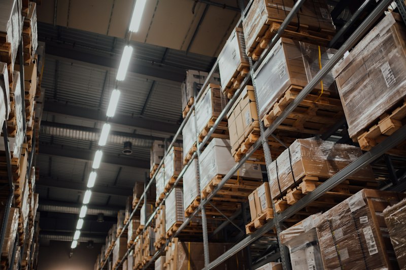 High-bay warehousing